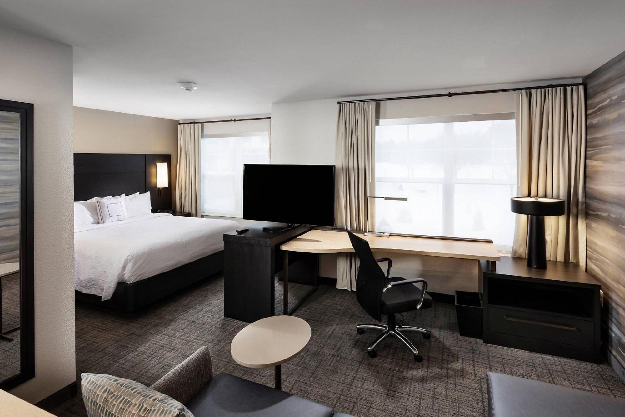 Residence Inn By Marriott Milwaukee Brookfield Exterior photo